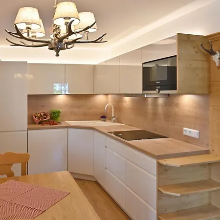 Apartment Edelweiss *